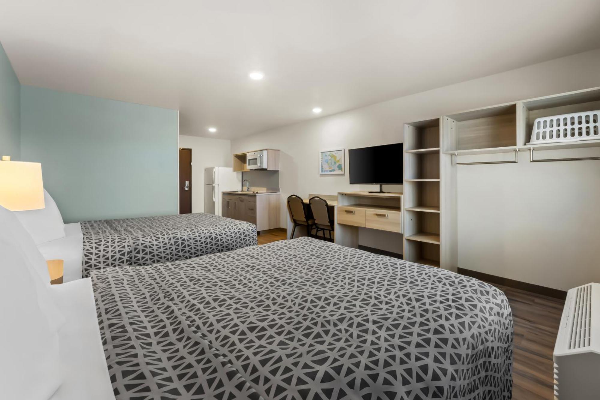 Woodspring Suites Easton Nazareth Exterior photo