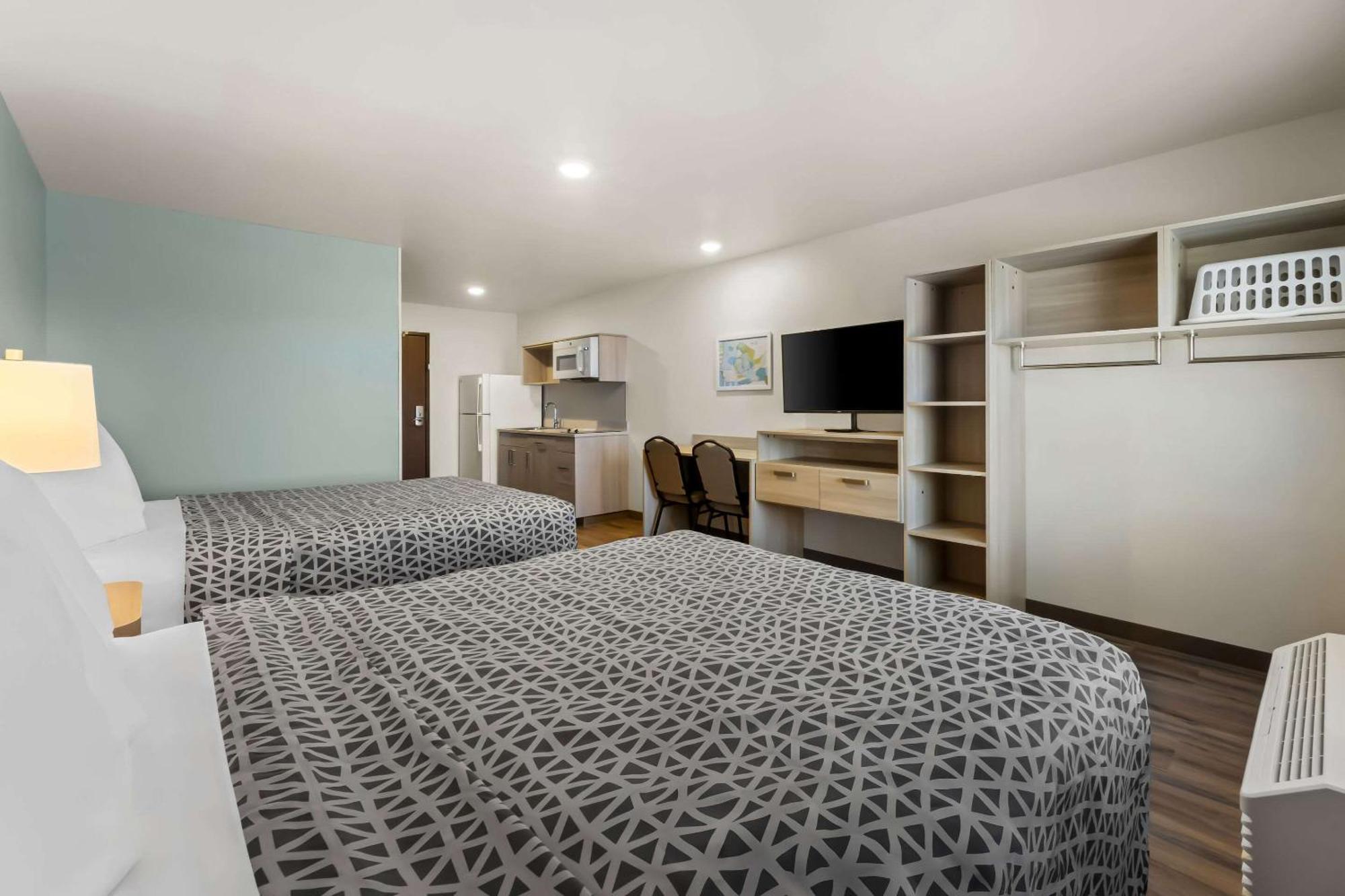 Woodspring Suites Easton Nazareth Exterior photo