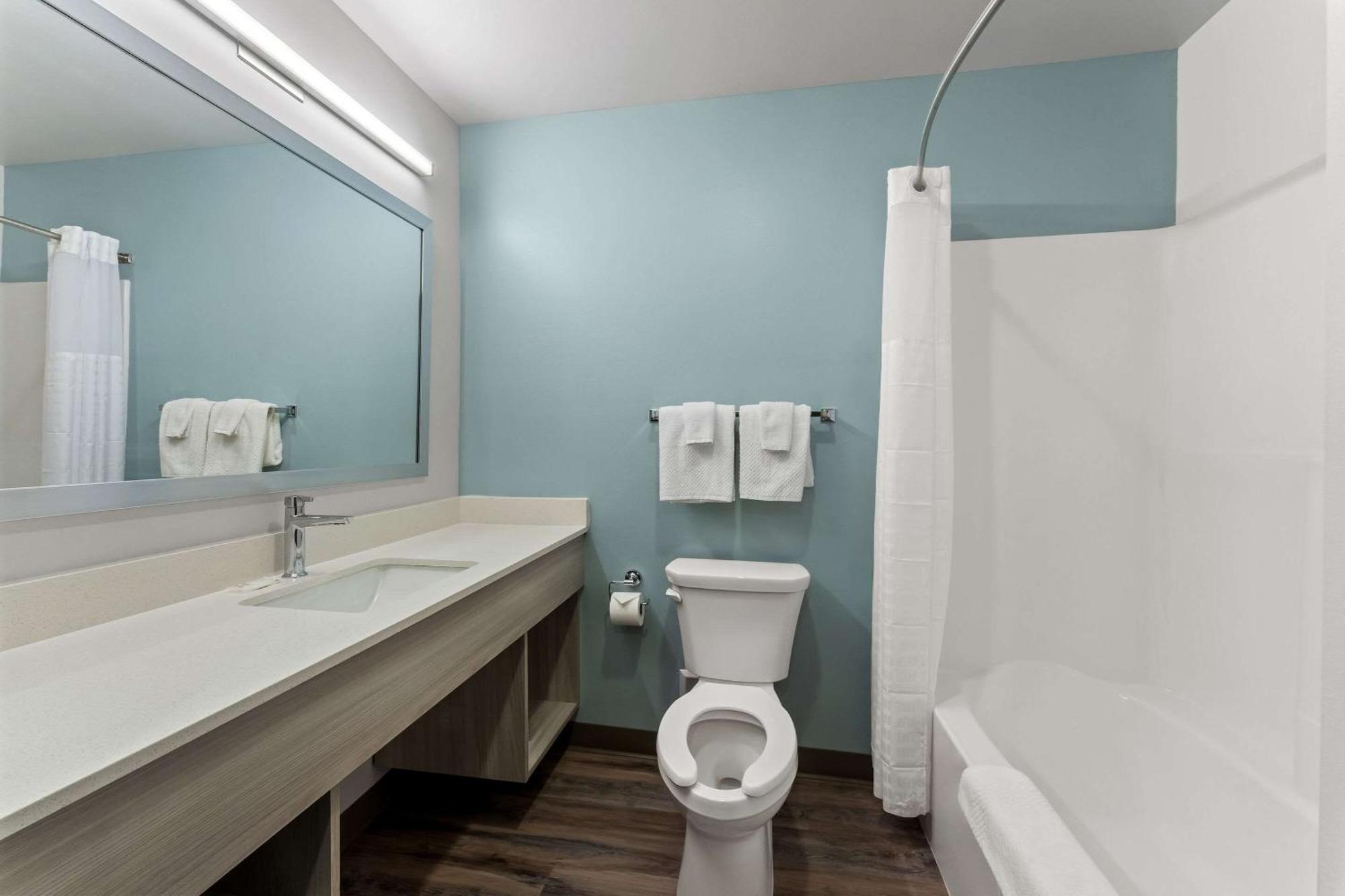 Woodspring Suites Easton Nazareth Exterior photo