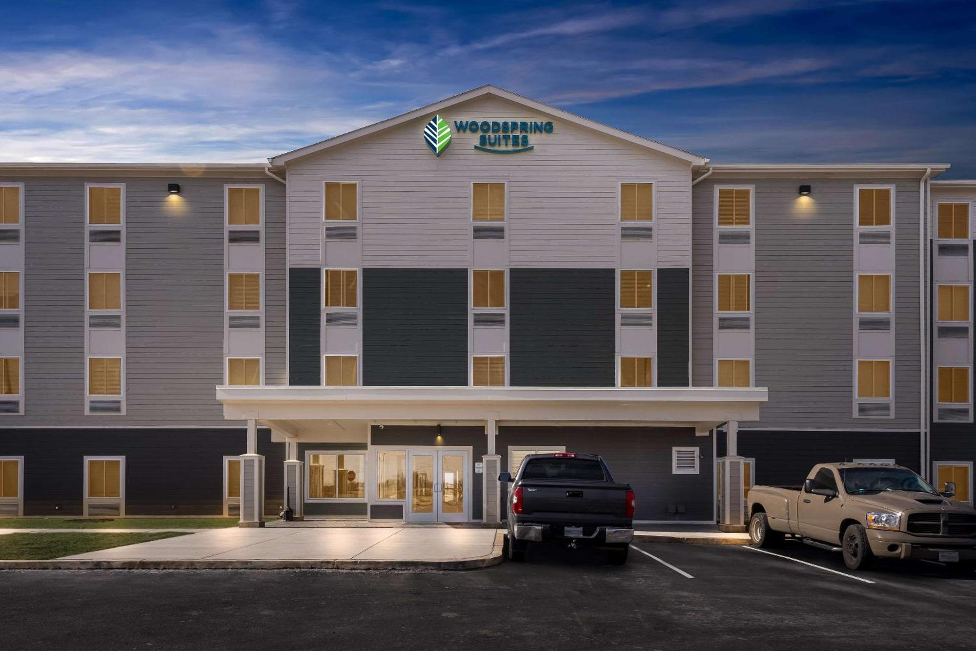 Woodspring Suites Easton Nazareth Exterior photo